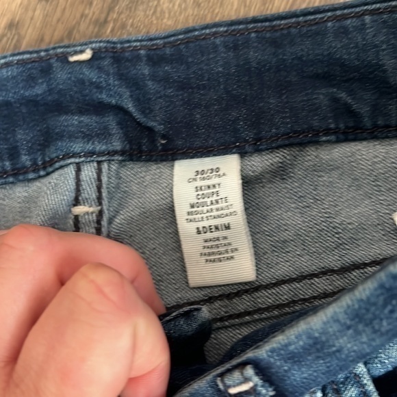 H&M NWT skinny regular waist tall dark wash jeans 30/30 - Picture 5 of 9